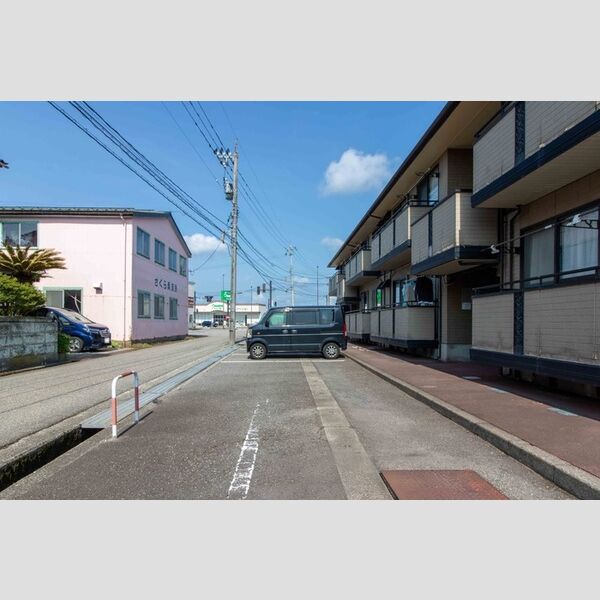 駐車場 (駐車場)