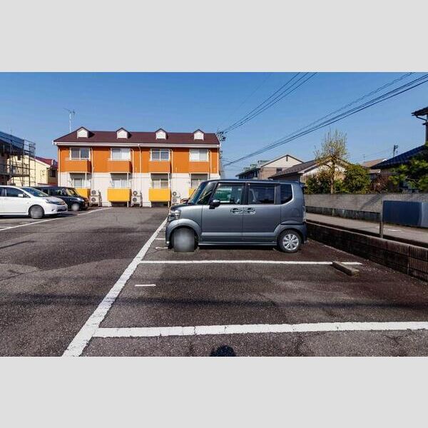 駐車場 (駐車場)