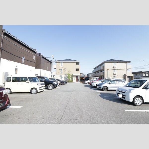 駐車場 (駐車場)
