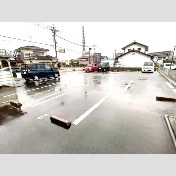 駐車場 (駐車場)
