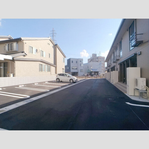 駐車場 (駐車場)