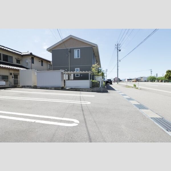 駐車場 (駐車場)