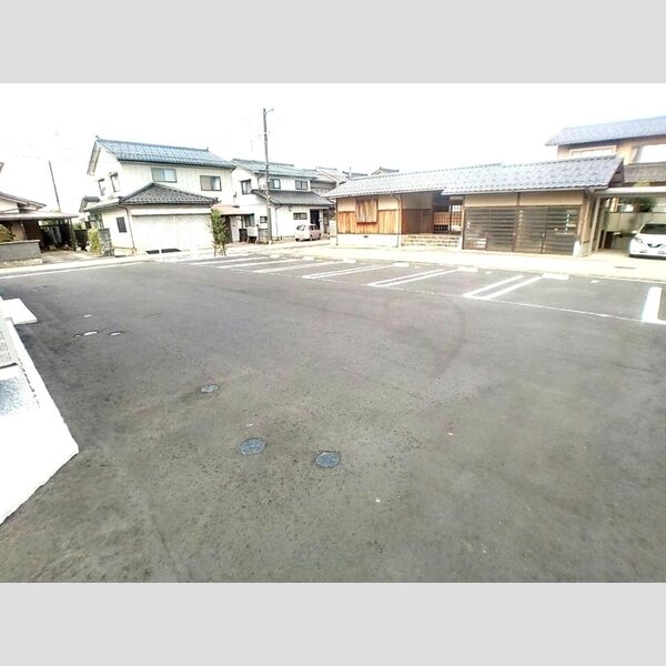 駐車場 (駐車場)