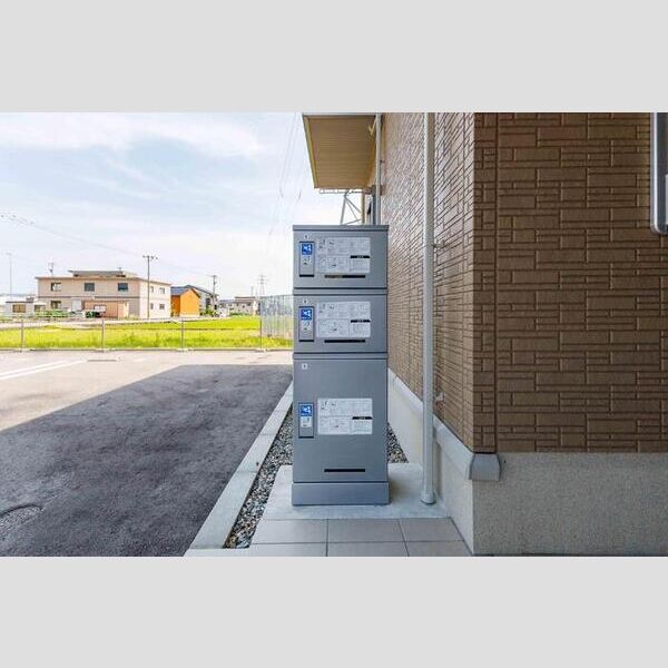 現地周辺 (宅配ボックス)