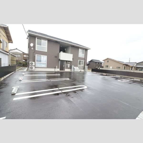 駐車場 (駐車場)