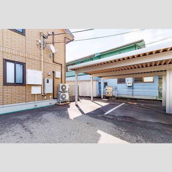 駐車場 (駐車場)