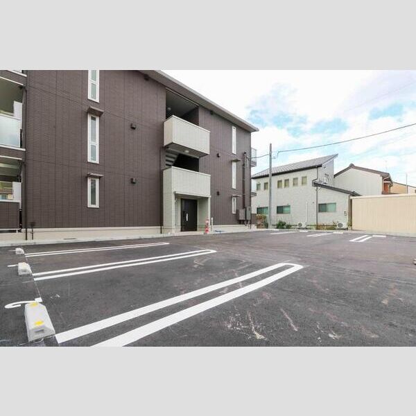 駐車場 (駐車場)