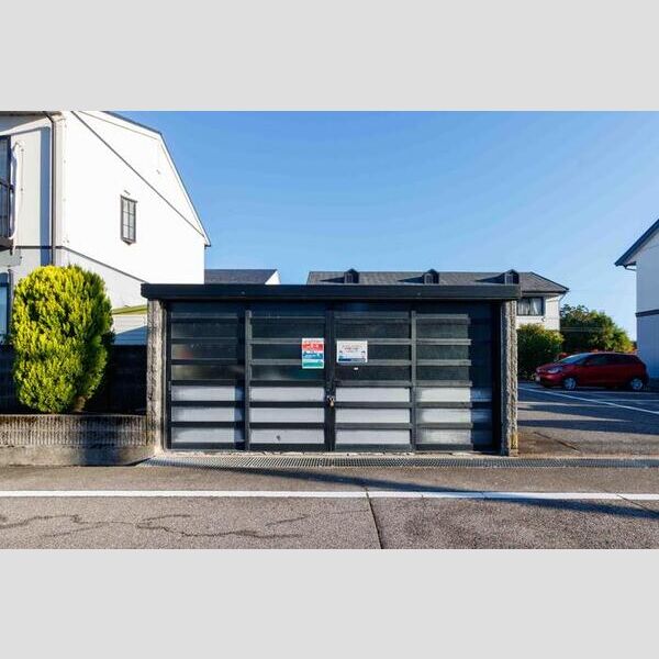 現地周辺 (ゴミ置き場)