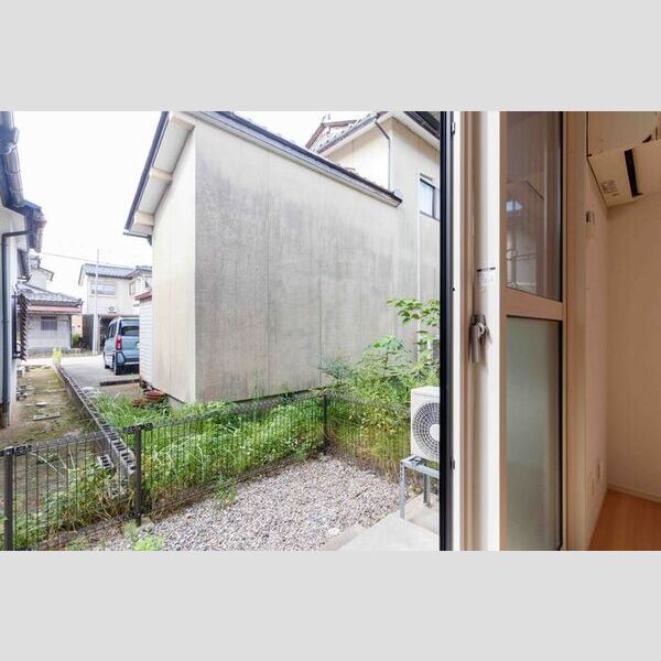 その他 (103・専用庭)
