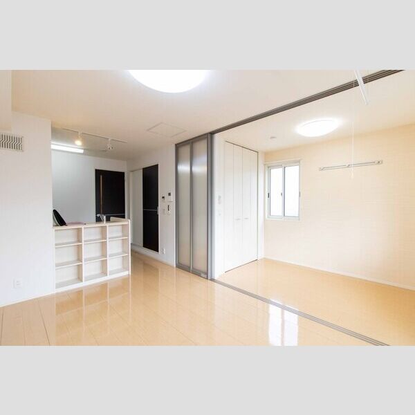 居室・リビング (201・LDK/洋室)