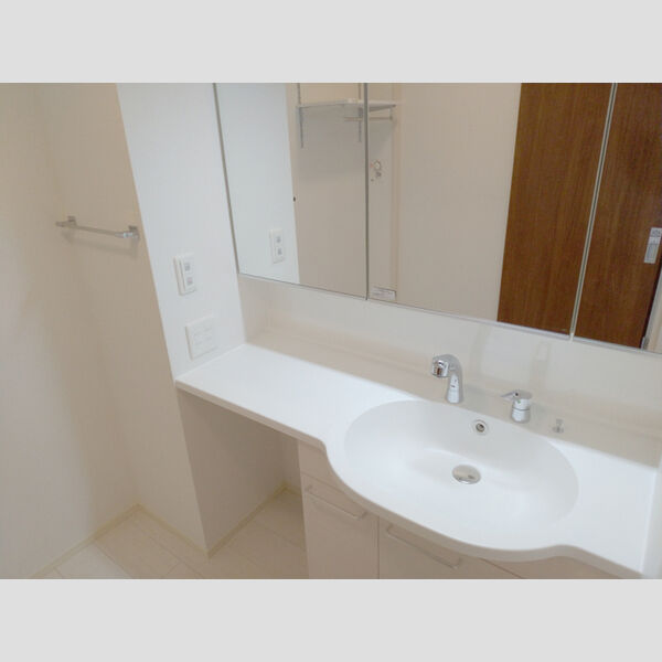 洗面所 (洗面化粧台)