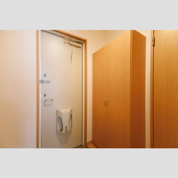 玄関 (B203・玄関)