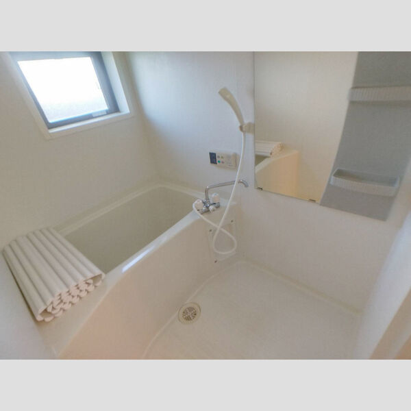 バス (A102・浴室)