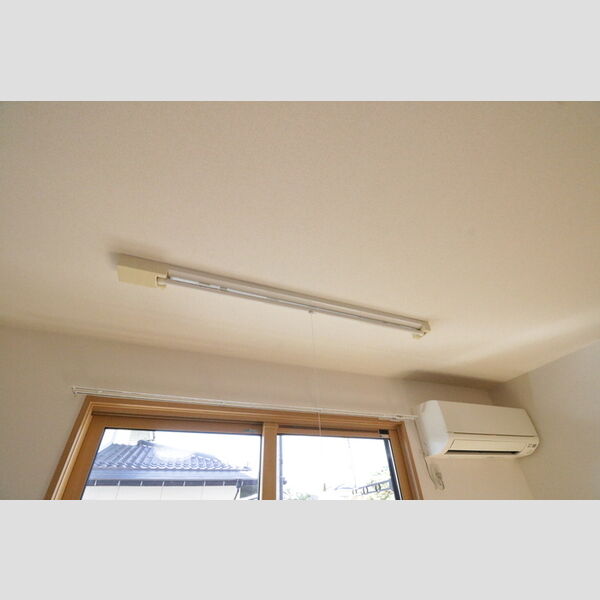 その他 (103・室内物干し竿)