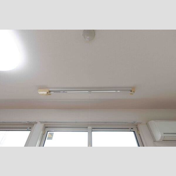 その他 (室内物干し)