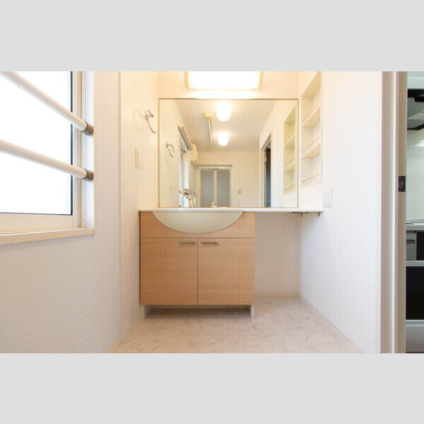 洗面所 (201・洗面所)