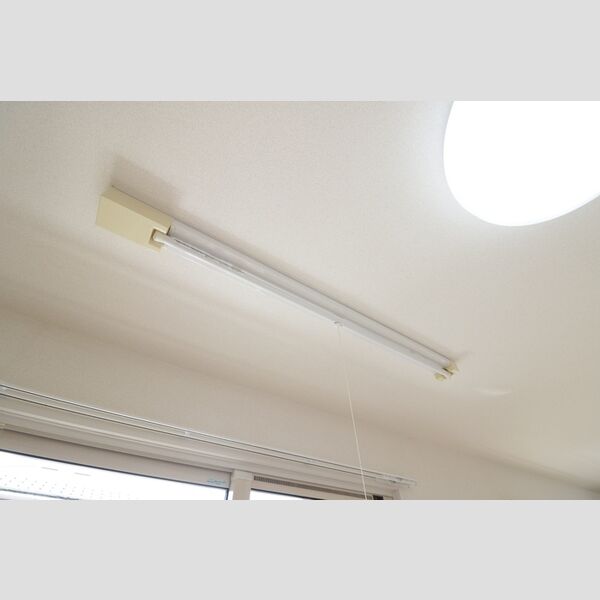 その他 (A102・室内物干し)