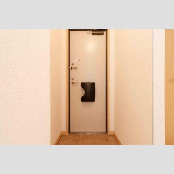 玄関 (C202・玄関)