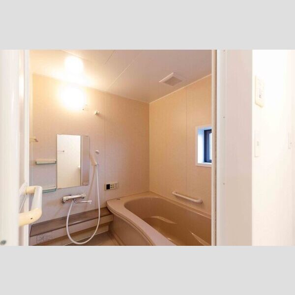 バス (C202・浴室)