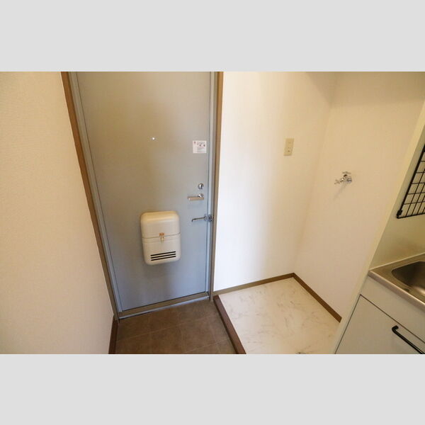 玄関 (B105・玄関)