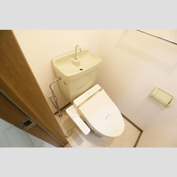 トイレ (B105・トイレ)
