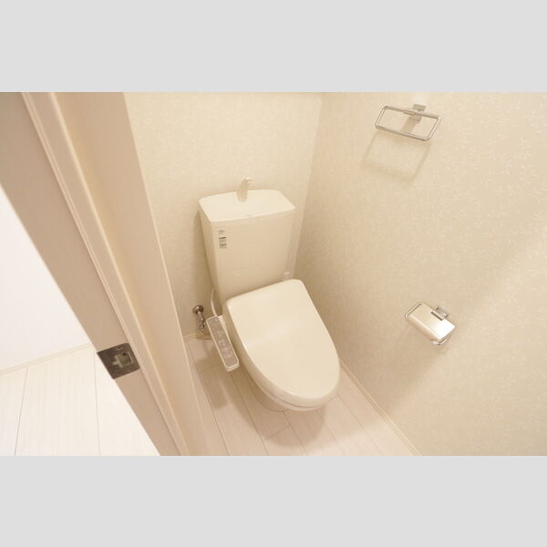 トイレ (203・トイレ)