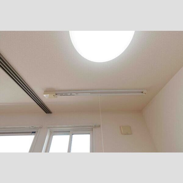 その他 (室内物干し)