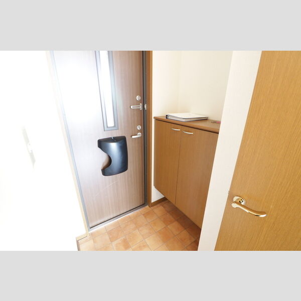 玄関 (D203・玄関)