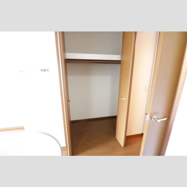 収納 (202・収納)