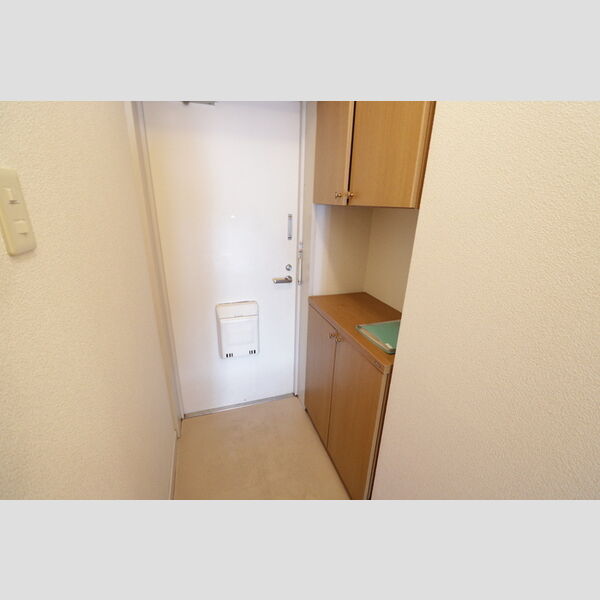 玄関 (F302・玄関)