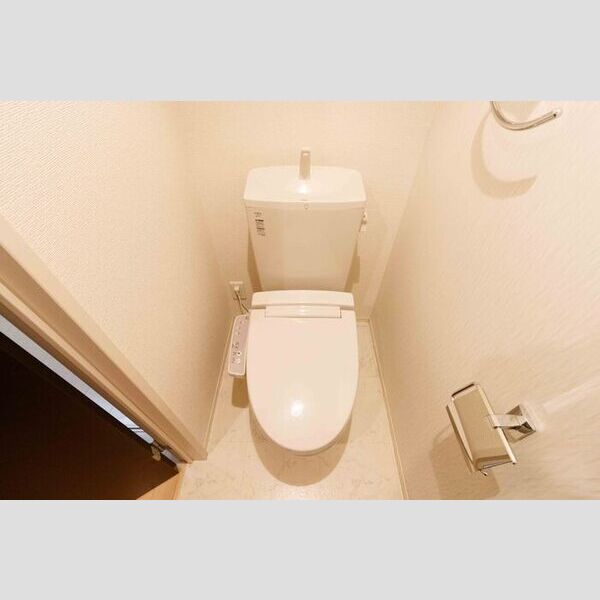 トイレ (101・トイレ)