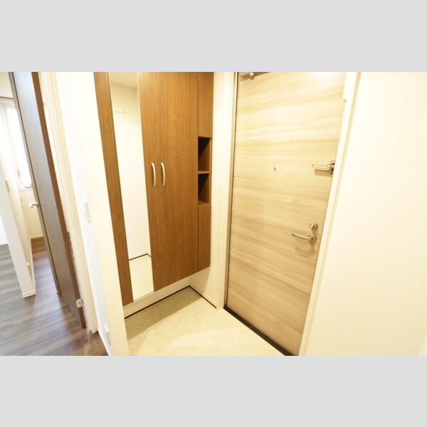 玄関 (305・玄関)