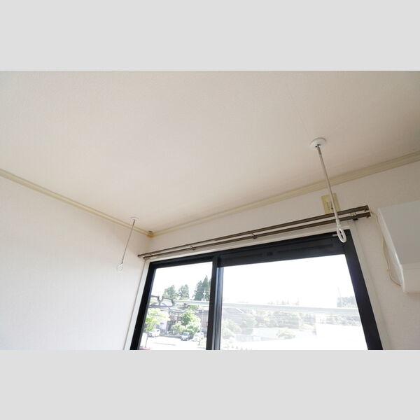 その他 (202・室内物干し竿棒)