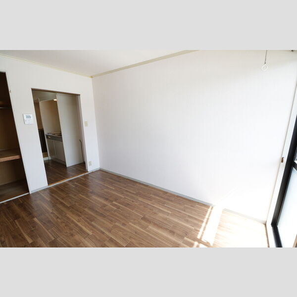 居室・リビング (202・洋室)