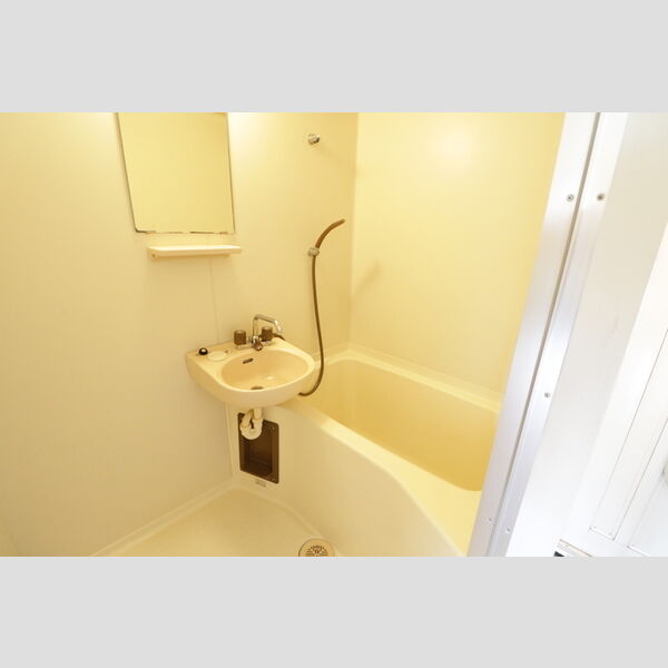 バス (202・浴室)