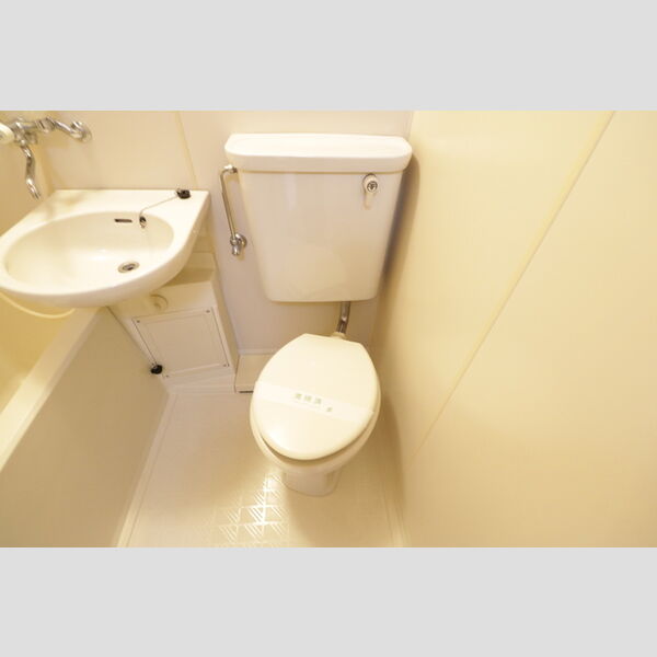 トイレ (205・トイレ)