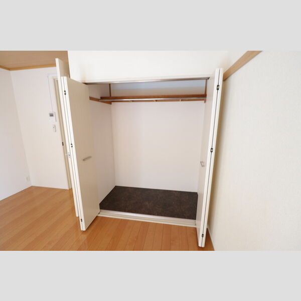 収納 (102・収納)