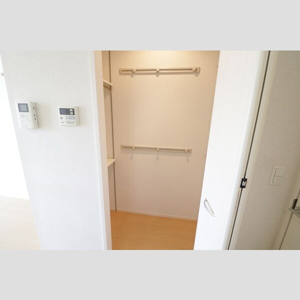 収納 (203・収納)