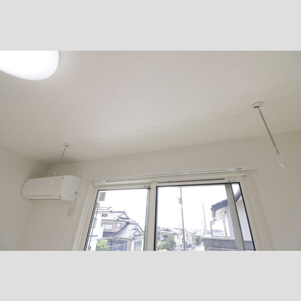 その他 (A202・室内物干し竿棒)