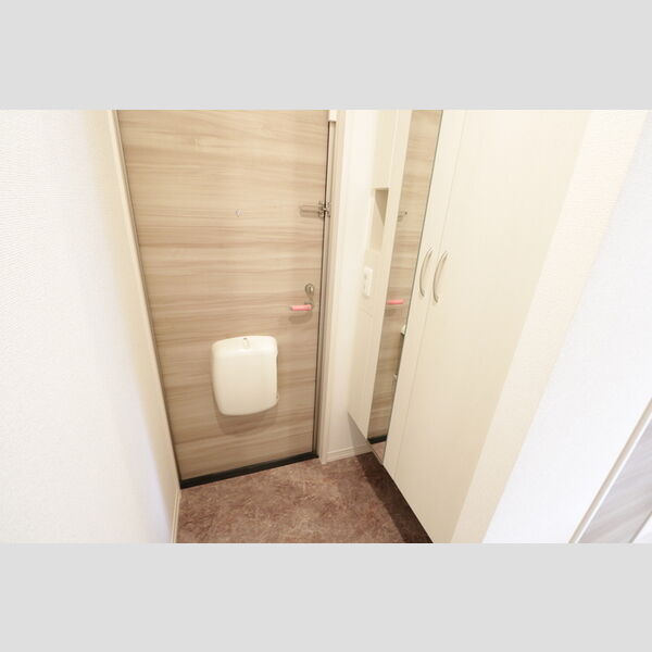 玄関 (A202・玄関)