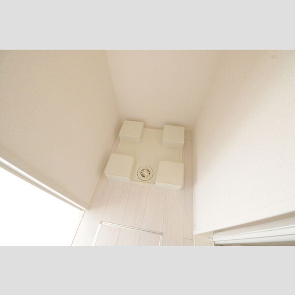 その他 (301・洗濯パン)