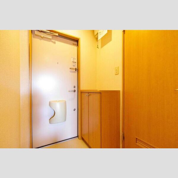 玄関 (105・玄関)