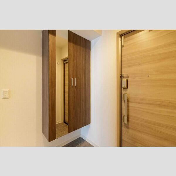 玄関 (306・玄関)