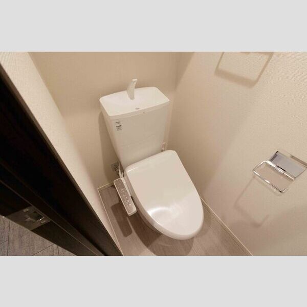 トイレ (306・トイレ)