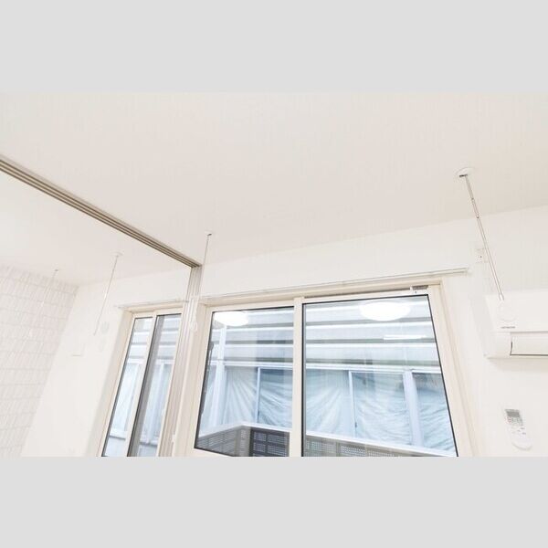 その他 (102・室内物干し竿棒)