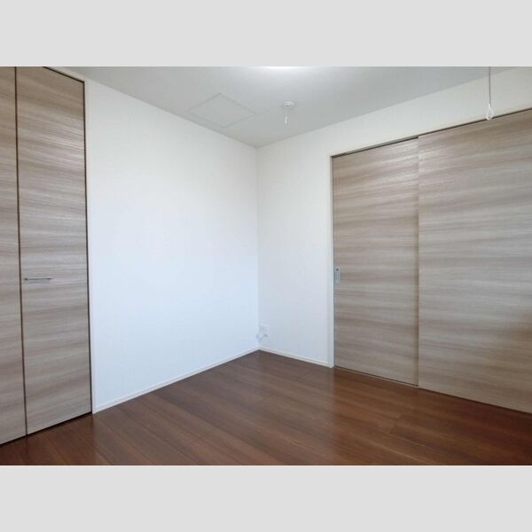 その他 (203・洋室)