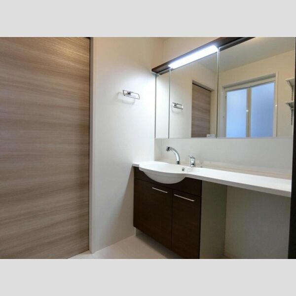 洗面所 (洗面化粧台)