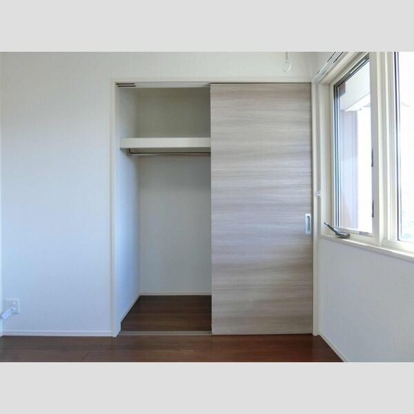 収納 (203・クローゼット)
