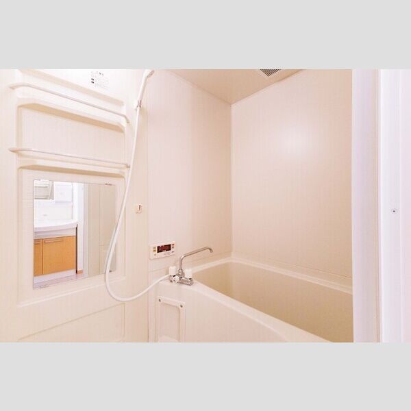 バス (A206・浴室)