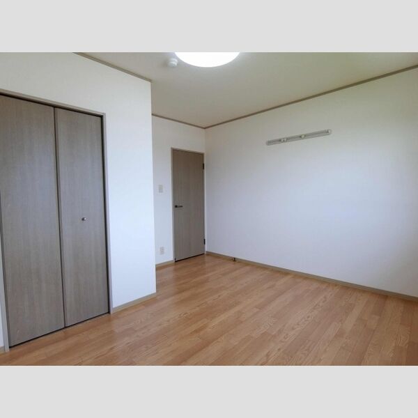 その他 (303・洋室)